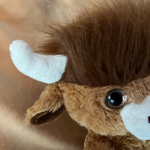 Estate Scottish Highlander Stuffed Toy - Tan and White - Picture 2 of 9